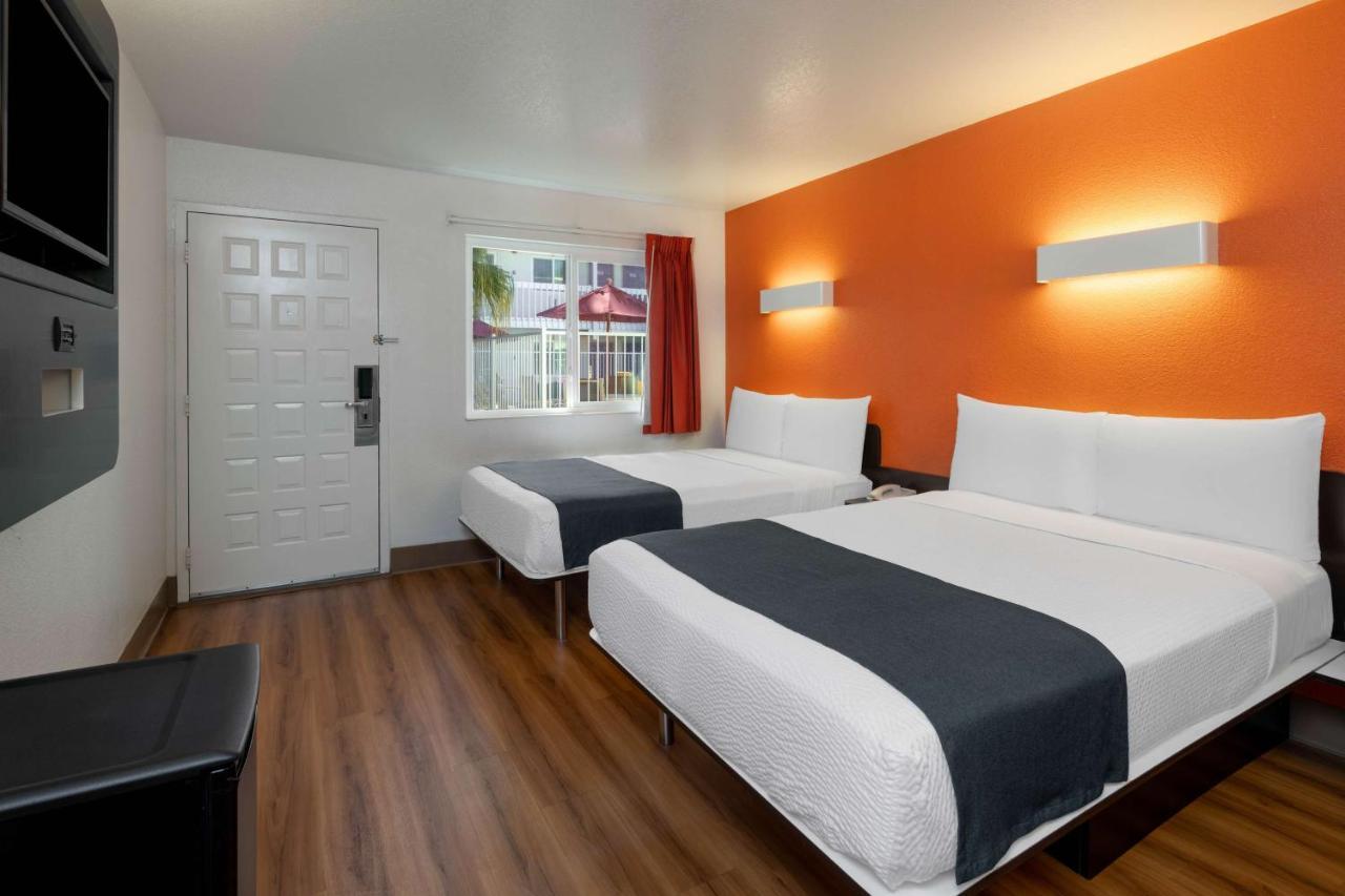 Motel 6-Carpinteria, Ca - Santa Barbara - South ภายนอก รูปภาพ