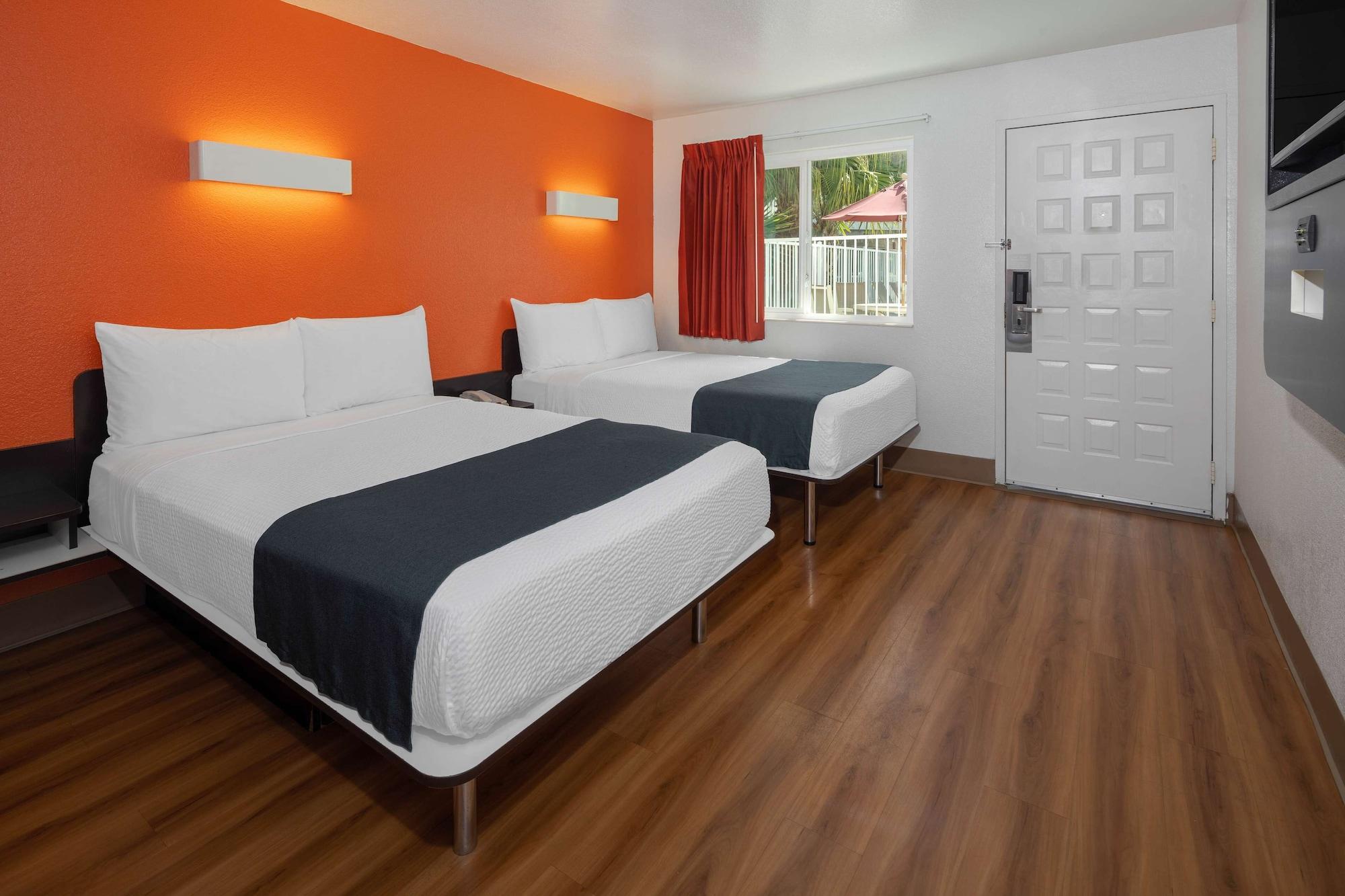 Motel 6-Carpinteria, Ca - Santa Barbara - South ภายนอก รูปภาพ