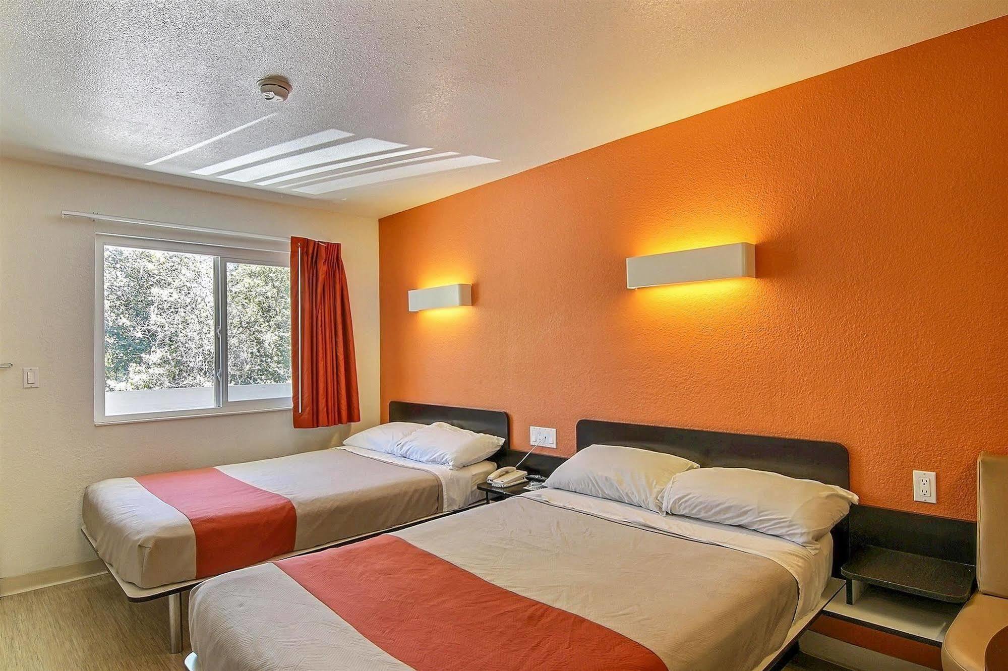 Motel 6-Carpinteria, Ca - Santa Barbara - South ภายนอก รูปภาพ